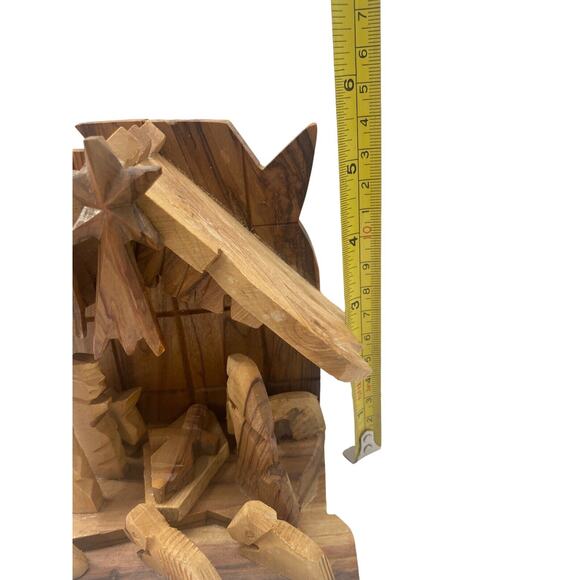 Bethlehem Natural Olive Wood Nativity Scene with Hand Carved Figures - Picture 3 of 12